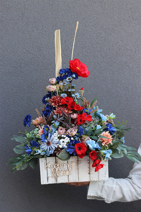 Maki dla Mamy, dekoracja nagrobna z dedykacją