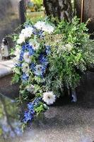 Blue Heart, wiązanka nagrobna w kształcie serca