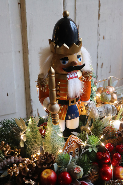 Dziadek do Orzechów Gold, stroik świąteczny