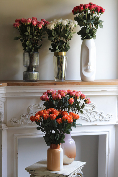 Dusty Pink Roses, kompozycja kwiatowa róże w wazonie