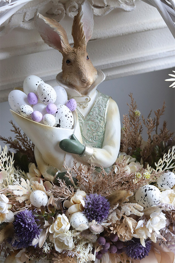 Silvietta Very Peri, wielkanocny wianek na drzwi