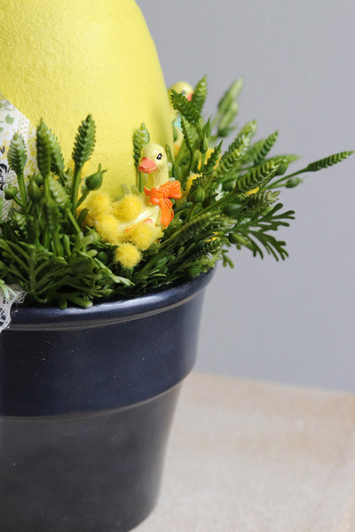 Easter Egg Sunny, stroik wielkanocny z jajem