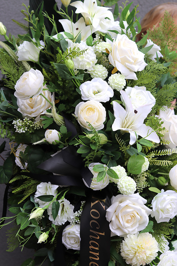 Memorieta, kompozycja / wiązanka pogrzebowa z wstęgą, dł.120cm