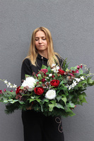 Herrata Ruberia, nieduża wiązanka nagrobna