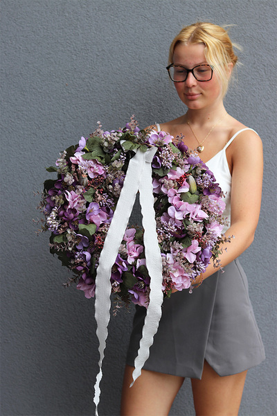 Fioletowa Kraina, fioletowy wianek na drzwi