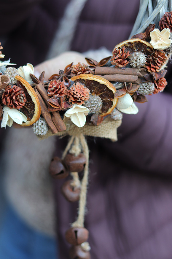 Wood Natural, świąteczny wianek z suszem