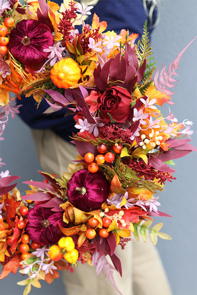 Velvet Autumn Pumpkins, jesienny wianek z aksamitnymi dyniami