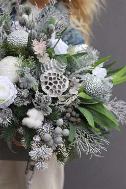 Silverina, bogaty zimowy flowerbox, wym.59x63cm