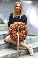 Fall Hydrangeas 3, wianek na drzwi z pomarańczowych hortensji	