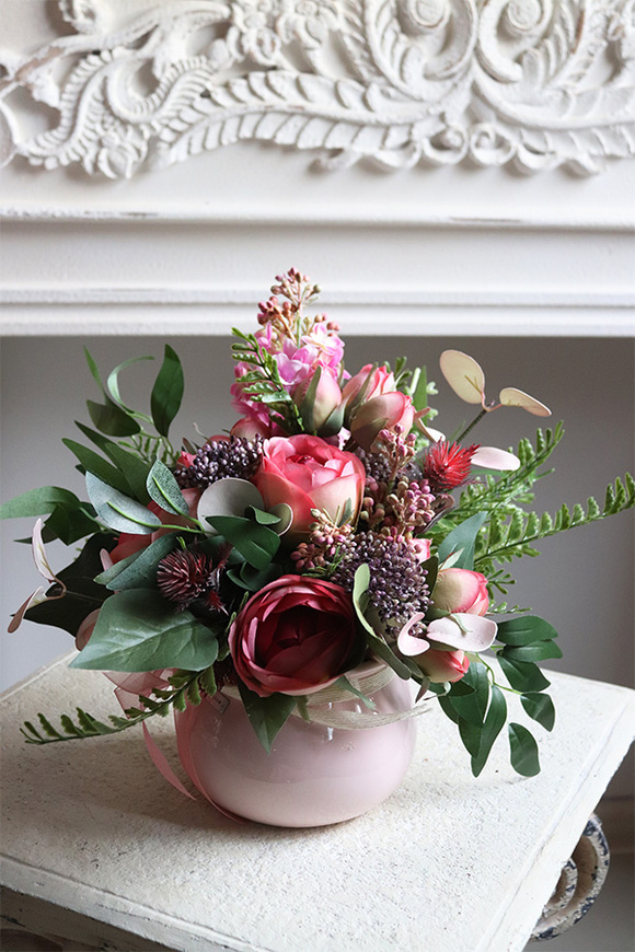 Refina, różowa kompozycja kwiatowa