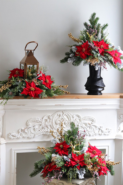 Red Winter 2, świąteczny bukiet nagrobny we wkładzie