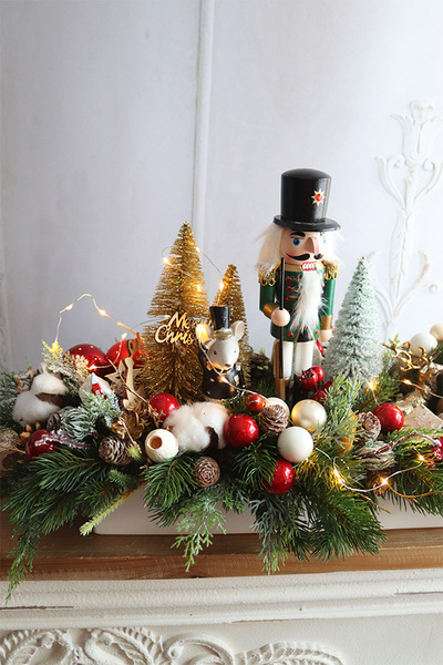 Dziadek do Orzechów Longia, świąteczny stroik LED