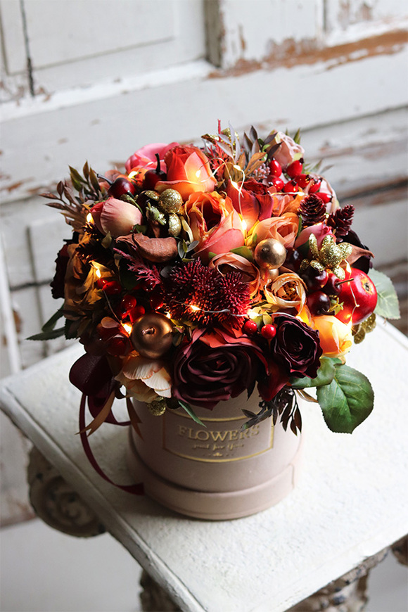 Gerita LED, bordowy flowerbox świąteczny