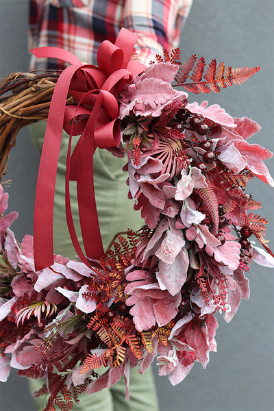 Aoife, asymetryczny jesienny wianek na drzwi