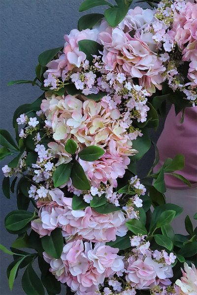 Różowa Balladyna, wiosenny wianek na drzwi