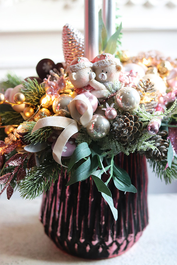 Świąteczny Róż LED, stroik z misiami