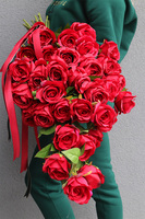 Róże Deluxe, bukiet nagrobny do położenia, czerwony