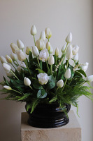 Tulipanowy Sen, dekoracja nagrobna z tulipanami