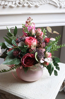 Refina, różowa kompozycja kwiatowa