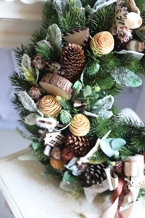 Natural Winter Decor, zimowy wianek z reniferami, śr.45cm