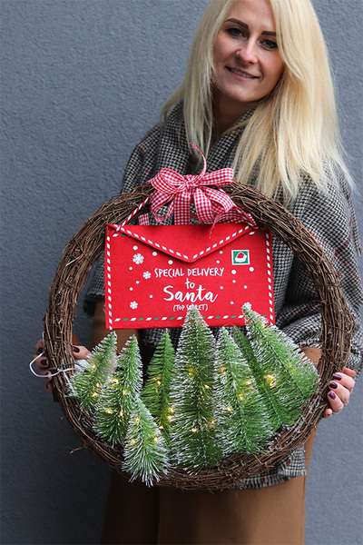 Letter LED, świąteczny wianek na drzwi