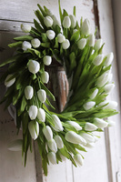 bardzo elegancki wianek z tulipanów, Witaj Wiosno White, śr.40cm