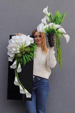 New Design Extra 2, dekoracja nagrobna na czarnej podstawie, wym.90x35cm