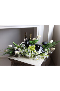 Czarny Piotruś, stroik wielkanocny z zajączkiem, wym.24x62x30cm 