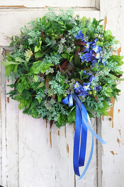 Mięta&Lobelia, dekoracyjny wianek z wstążeczkami, śr.33cm