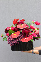 Czerwień Jesienna, kompozycja nagrobna w misie, wym.40x46cm