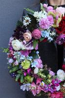 Koloresi kolorowy wianek kwiatowy