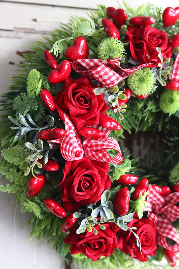 czerwony wianek walentynkowy, Serduszka, śr.30cm