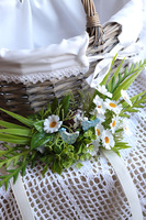 Izabella, dekoracja do koszyczka z rumiankami