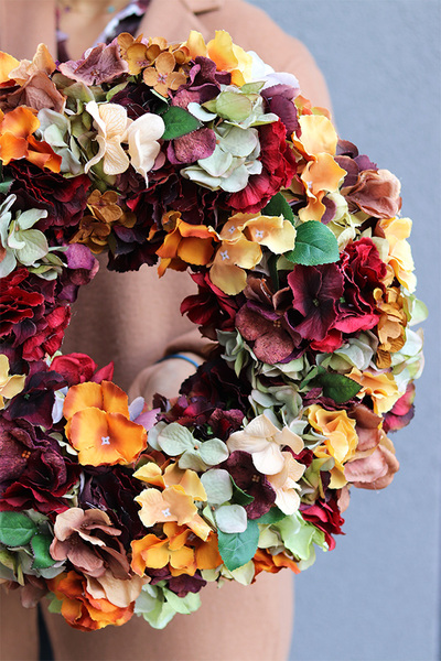 Hortensja Autumn, jesienny wianek na drzwi 