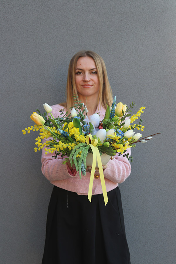 Mimosis, stroik wielkanocny z kurami