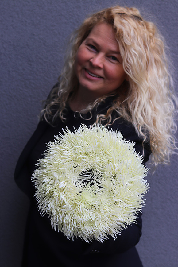 Ossana, kremowy wianek roślinny