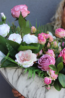 Remona Pink, nagrobna kompozycja kwiatowa w pucharze