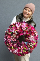 Georra New, wianek na drzwi w kolorze fuksji