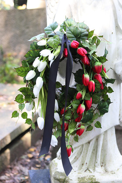 elegancki wieniec nagrobny, Patriota, wym.42x57cm