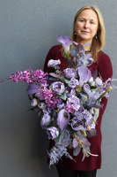 Violet Dori Volcan, nowoczesna kompozycja nagrobna	