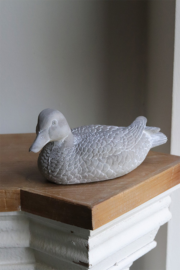 Concrete, figurka kaczka