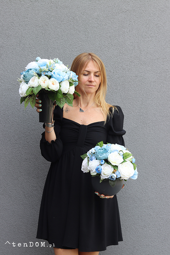  Błękit Serca, bukiet nagrobny we wkładzie