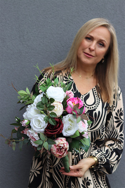 Florentia 2, bukiet kwiatowy do ręki, wym.50x30cm