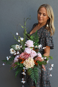 bukiet nagrobny we wkładzie, Angelo Garden Cappuccino, wys.52cm