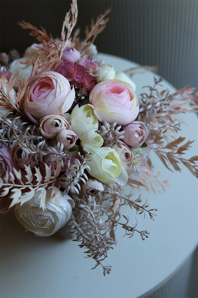 Boho Love, kompozycja kwiatowa w naczyniu