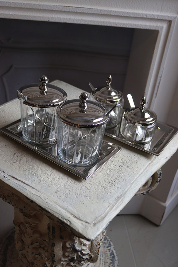 Glamouria Spring, sosjerki 2 szt. na tacy przyprawniki