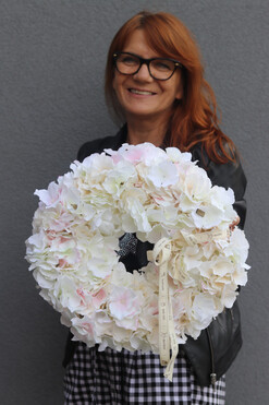 Helita Carmona, wysokiej jakości wianek z hortensjami, śr.36cm 