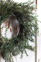atrakcyjny zimowy wianek na drzwi, Modrzewiowy, wym.60cm