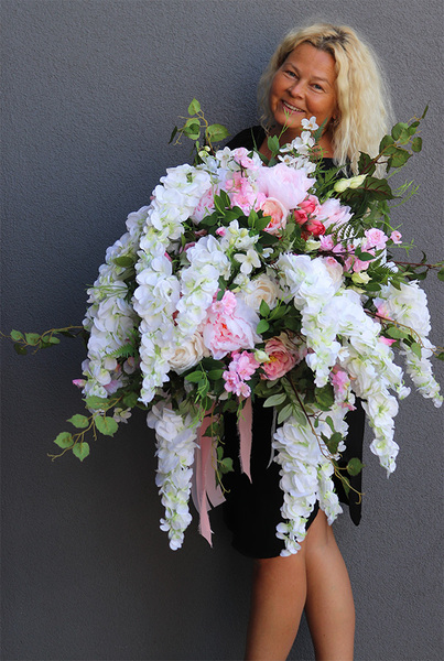 Malediwy Pink Big, dużych rozmiarów bukiet kwiatowy z wisterią