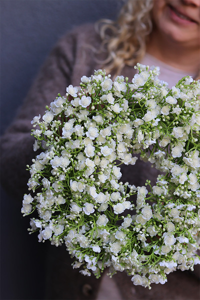 Flowers 4 You, wiosenny wianek z gipsówki, biały